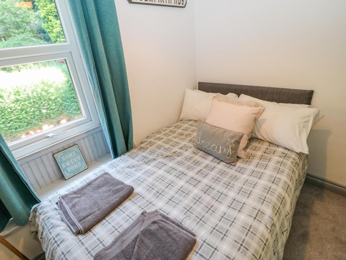 Hillside Hideaway Villa Holmfirth Buitenkant foto